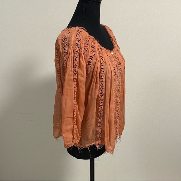 Free People Blous Women’s Size Small Peach FP One Flower Chain Top Shirt - Picture 3 of 17